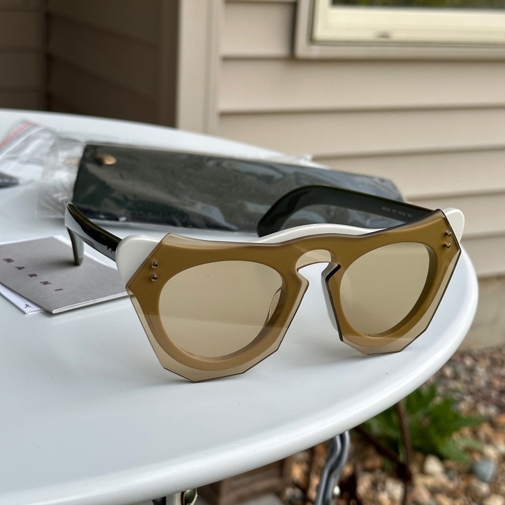 NWT MARNI SUNGLASSES